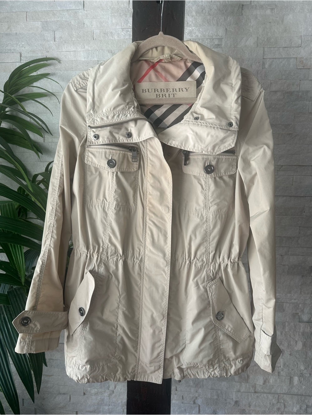 Burberry Britt Cream Beige Lightweight Rain Utility Hooded Jacket Size XL